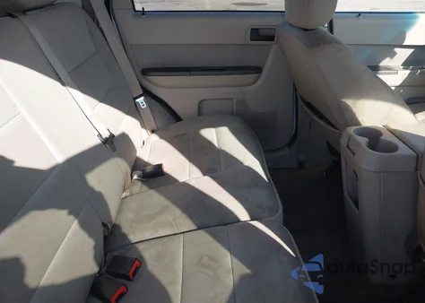 2011 Ford Escape Xlt из США, поврежденный, VIN 1FMCU0D77BKB92805